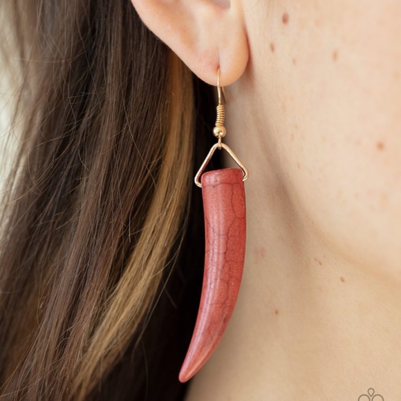 4 for $20 🤎🧡 Brown Tusk Tundra Wild Fringe Necklace & Earrings - Picture 2 of 3